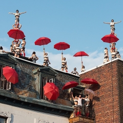 Montréal Complètement Cirque au Quartier Latin